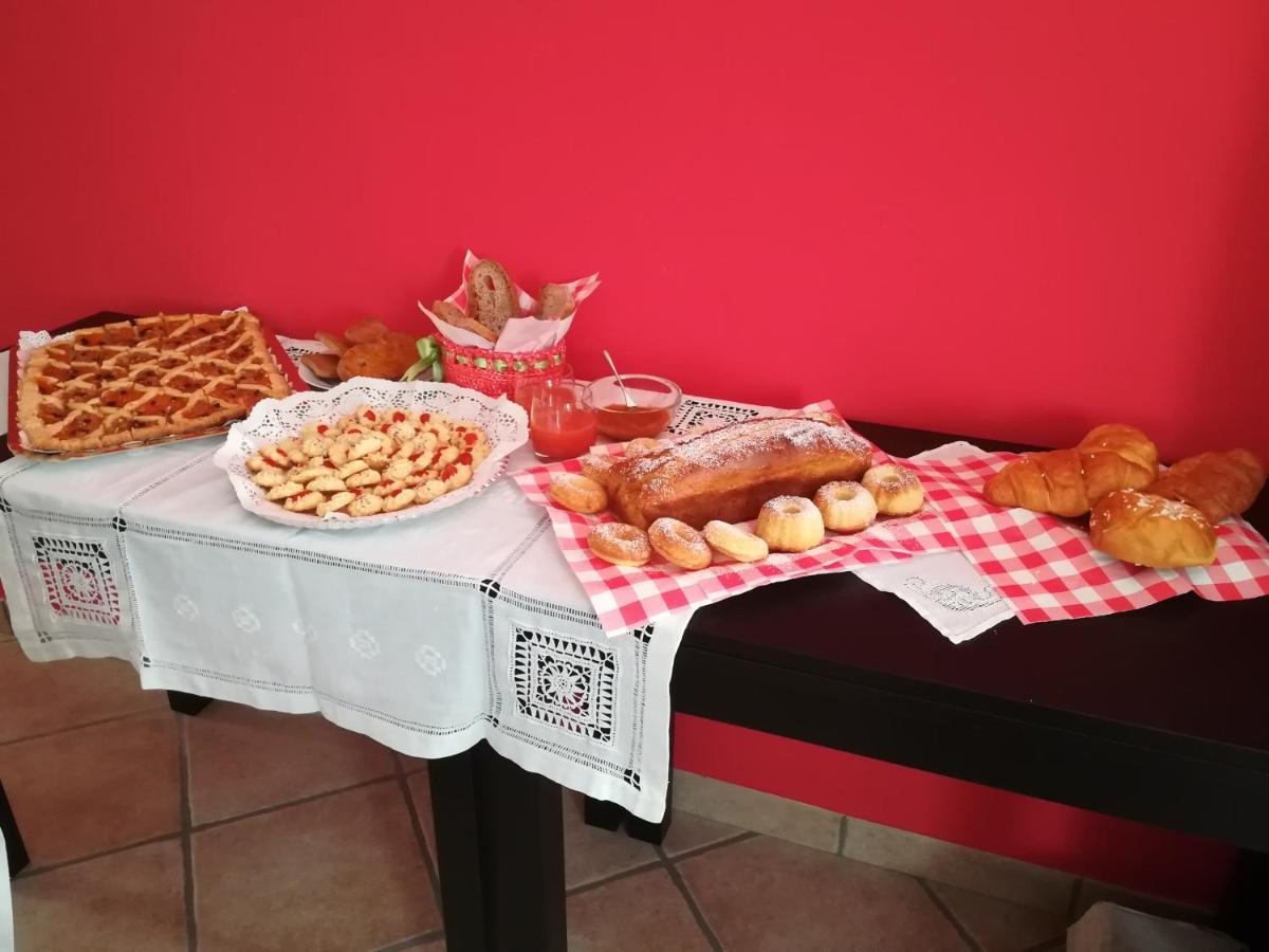 B&B La Terrazza Mantova Bagian luar foto
