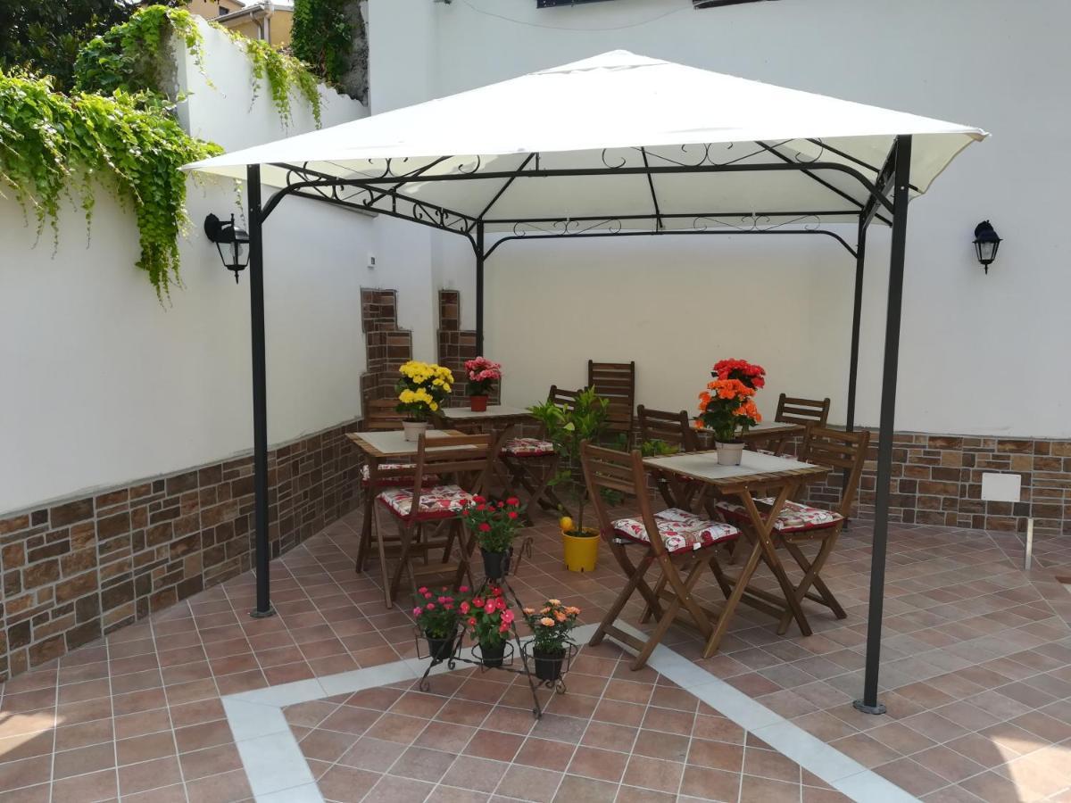 B&B La Terrazza Mantova Bagian luar foto